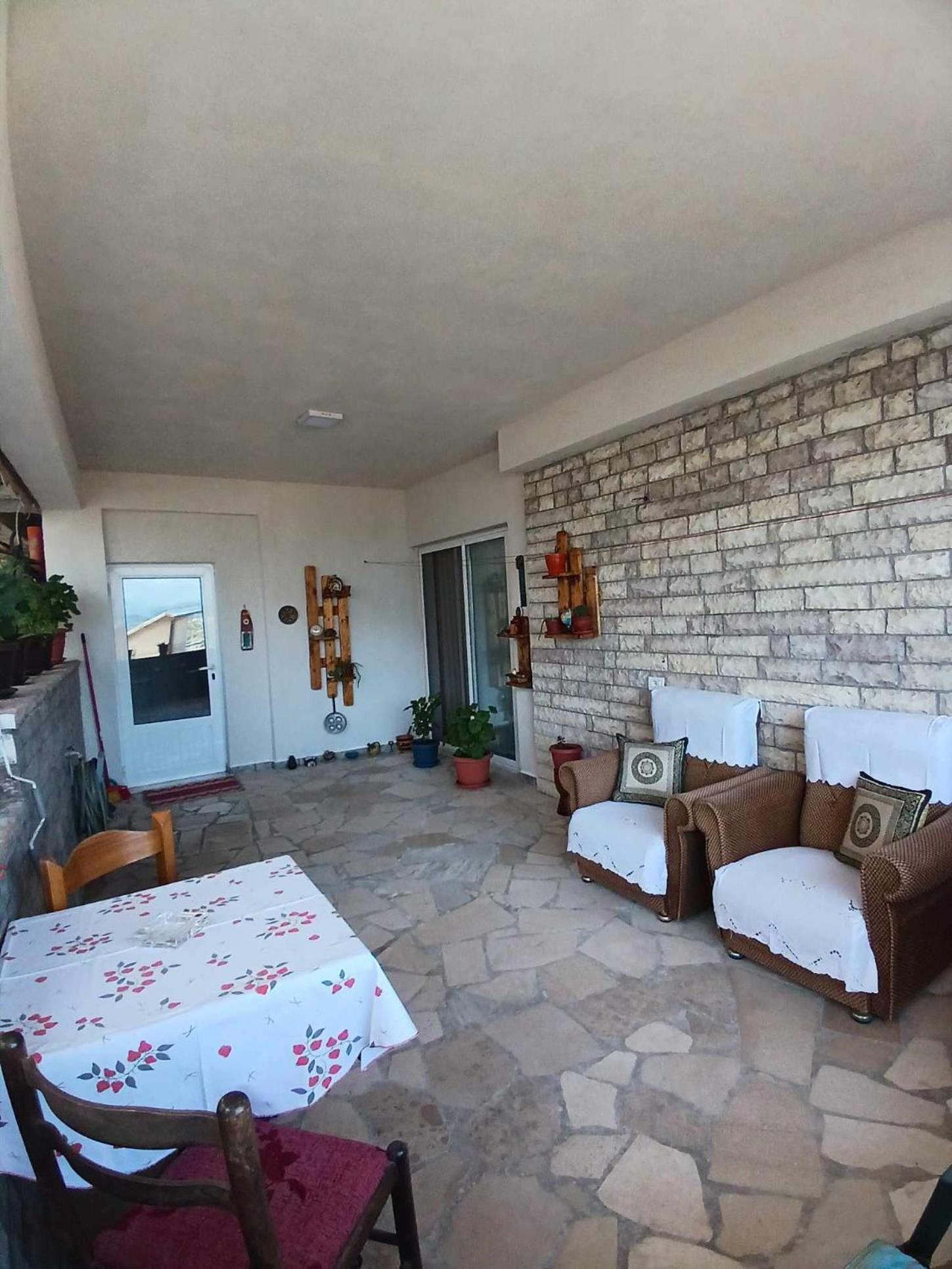 Eniguesthouse Gjirokaster Exterior photo